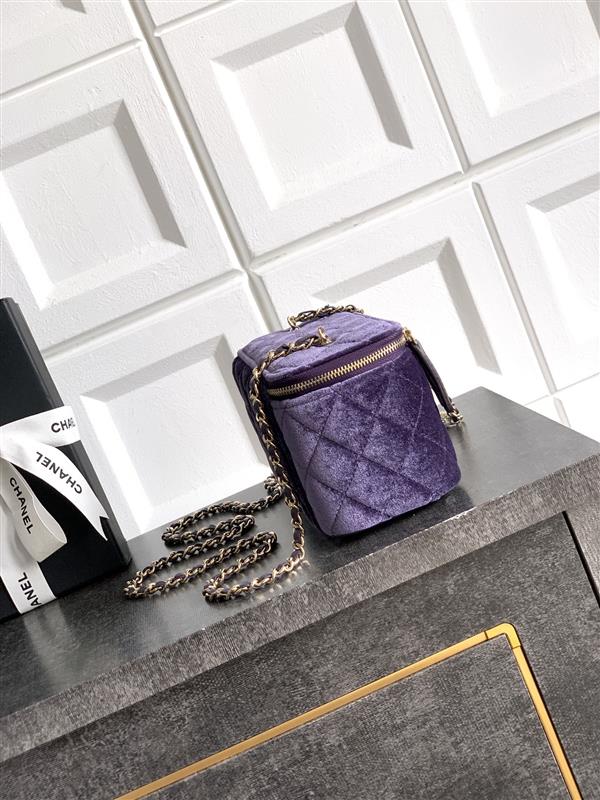 2026127215531262 600